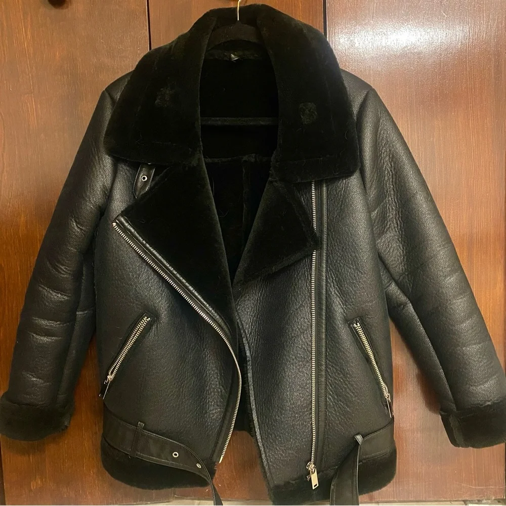 Black Shearling Women's Jacket - Picture 2 of 4